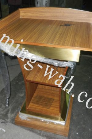 MW-061	木演講臺
