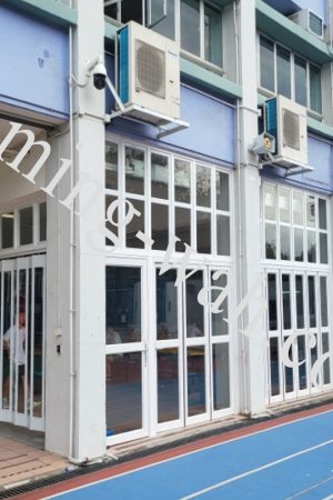 MW-014  雨天操場摺門及冷氣工程