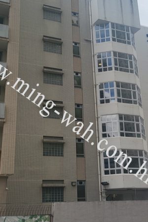 MW-015  安裝鋁窗，隱形防護網及閘門工程